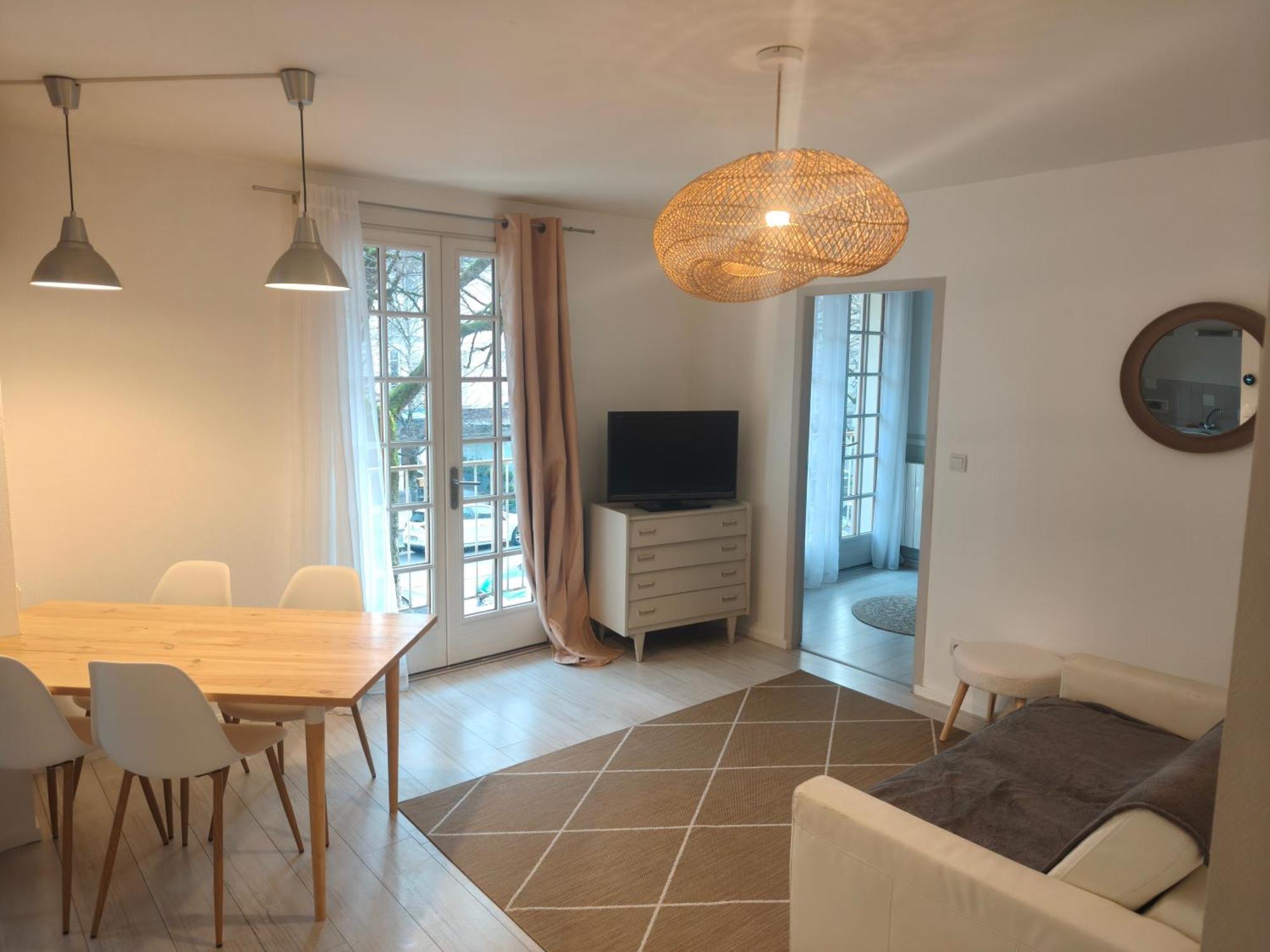 Bagneres De Luchon Hyper Centre Apartment Екстериор снимка
